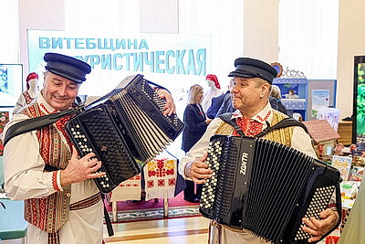 Диалог о будущем сердца страны. В Овальном зале собрались женщины, которые хотят сделать жизнь на селе ярче и комфортнее