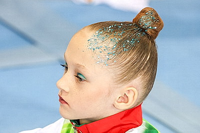 Турнир по спортивной акробатике \"Киндр-сюрприз\" собрал более 200 участников из Беларуси и России