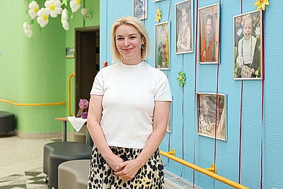 \"Пробуждать эмоции - моя суперсила\". Юная поэтесса о творчестве вопреки диагнозу