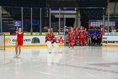 Восемь команд из четырех стран: хоккейный турнир \"В основании будущего\" стартовал в Минске