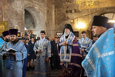 Брестской таможне вручили хоругвь с ликом апостола Матфея