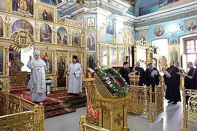 В Гомеле прощаются с белорусским государственным деятелем Александром Якобсоном