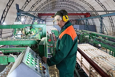 Кличевский лесхоз наладил безотходный цикл производства