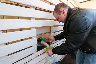 Витаминный напиток с лесной делянки. В Минском лесхозе началась реализация березового сока