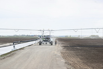 Кочанова ознакомилась с деятельностью ОАО \"Парохонское\"