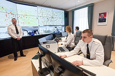 \"С напарниками понимаем друг друга с полуслова\". Единственная женщина-телохранитель в Беларуси о службе