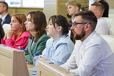 В Совете Республики прошла встреча с участниками образовательного проекта \"Модуль\"