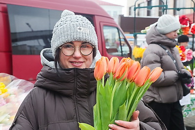 Атмосфера на улицах белорусских городов в преддверии 8 Марта