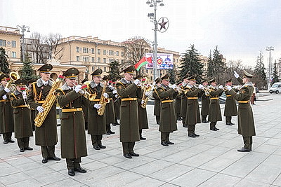 \"Нам есть чему учиться\". Председатель ЦИК Кыргызстана о работе с населением в Беларуси