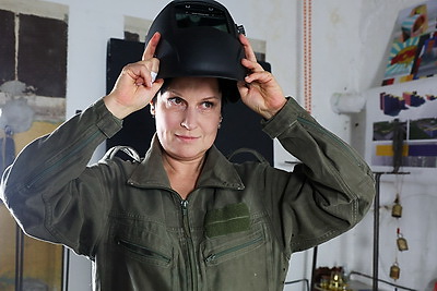 Расширяя границы возможного. Женщина-кузнец превращает металл в произведения искусства