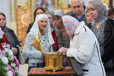 Ковчег с частицей мощей святой блаженной Матроны Московской доставили в Минск