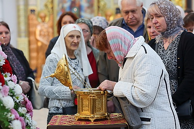 Ковчег с частицей мощей святой блаженной Матроны Московской доставили в Минск