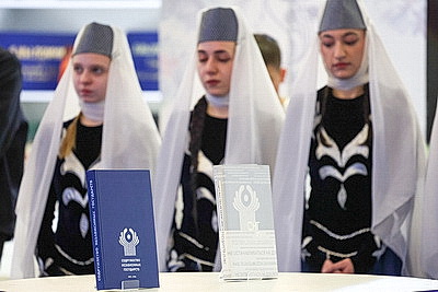 Фольклорные танцы и книги о подвигах. Презентация Армении и Молдовы прошла на Минской книжной выставке-ярмарке