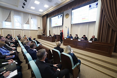 Целый ряд событий с приставкой \"впервые\". Минобразования подводит итоги работы в 2025 году