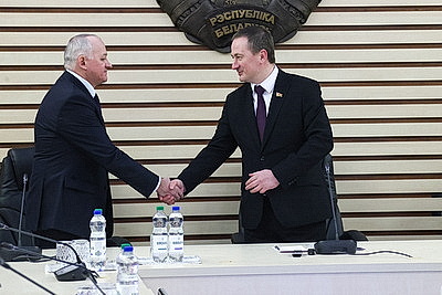 Обеспечить стабильность финансовой системы. Турчин представил коллективу Минфина нового руководителя