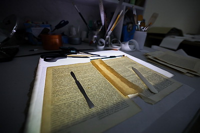 Ночные экскурсии и мастер-классы по каллиграфии: как встретили \"Библионочь\" в Национальной библиотеке Беларуси