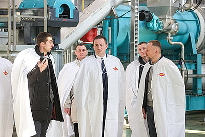 Непрерывный цикл. Сколько продукции в год будет производить новый завод агрокомбината \"Дзержинский\"