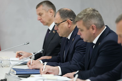 Лукашенко ознакомился с развитием производства отечественного пассажирского транспорта