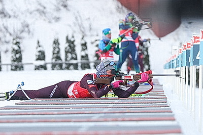 \"Здесь особенная атмосфера благодаря болельщикам\". Этап Кубка Содружества по биатлону стартовал в \"Раубичах\"