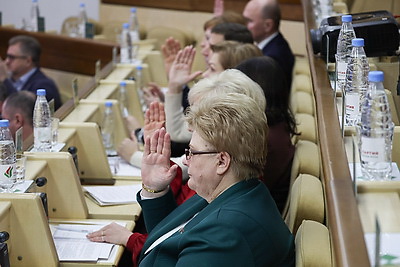 Новые проекты и международное сотрудничество. Заседание Высшего политического совета партии \"Белая Русь\" проходит в Минске