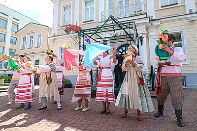 \"Кукольный квартал\" открылся на \"Славянском базаре\"