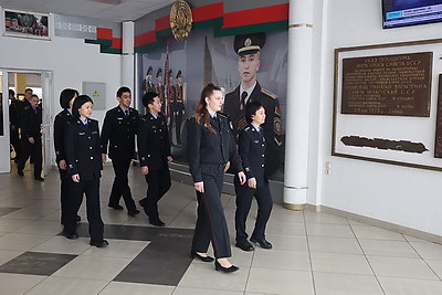 Курсанты Пекинского полицейского института проходят стажировку на базе Могилевского института МВД