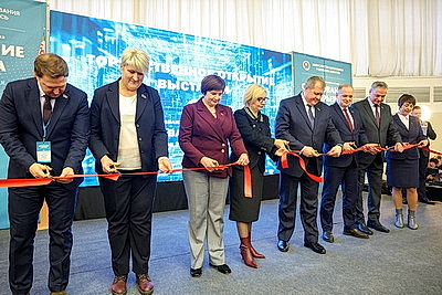 Помочь выбрать путь в профессию: выставка для абитуриентов \"Образование и карьера\" открылась в Минске