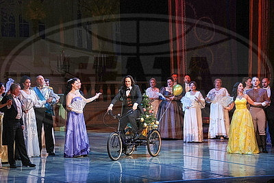 В Большом театре прошел концерт для более чем 1 тыс. пожилых людей