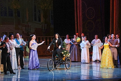 В Большом театре прошел концерт для более чем 1 тыс. пожилых людей