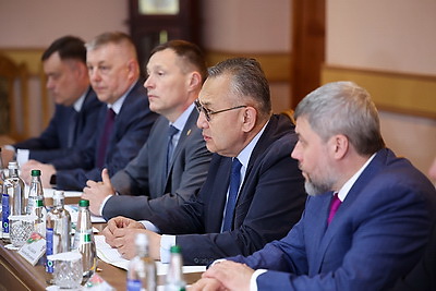 Делегация ОДКБ посетила погранзаставу и пункт пропуска \"Брузги\"