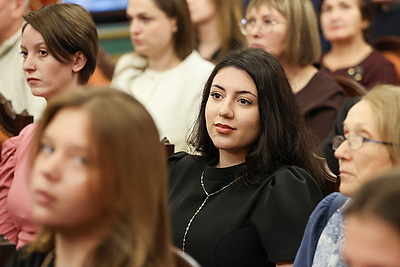 Чтить традиции, уважать законы и трудиться на благо страны. 43 иностранца приняли гражданство Беларуси