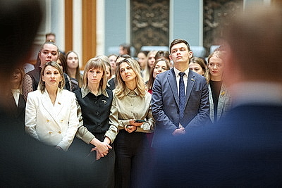 Молодые специалисты посетили Дворец Независимости