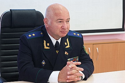 Торжественная линейка в Сеницкой средней школе объединила более 1 тыс. учащихся