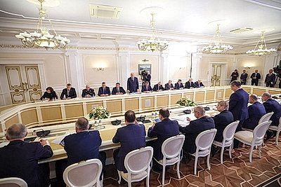 Лукашенко о перспективах Витебской области: нужен пошаговый антикризисный план