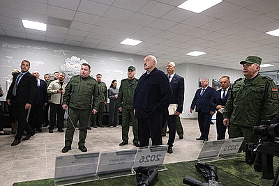 Лукашенко об отечественном стрелковом оружии: это очень важно, это основа любой армии