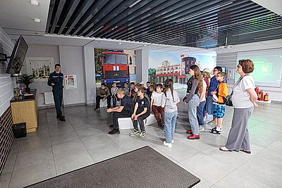 В образовательном центре МЧС детям напомнили, как безопасно провести летние каникулы