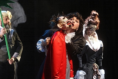 Самый длинный вечер в репертуаре. В Брестском театре кукол - премьера спектакля \"Дядюшкин сон\"