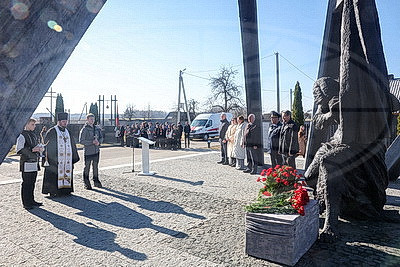 \"Это история и нашего края\". В Борках прошел митинг-реквием в День памяти трагедии в Хатыни