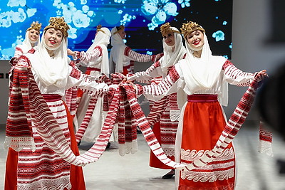 Иностранные дипломаты заговорили на мове. Глава МИД Рыженков встретил их в историческом месте Минска