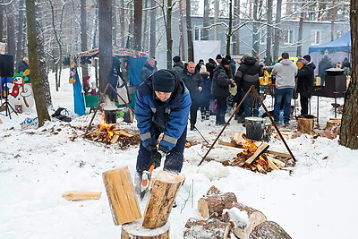 С задором, песнями и вкусными угощениями встретили в Могилеве праздник \"С Рождеством-2026\"