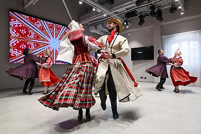 Иностранные дипломаты заговорили на мове. Глава МИД Рыженков встретил их в историческом месте Минска