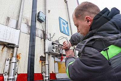 Применение навигационных пломб при грузоперевозках через страны ЕАЭС стартовало с 11 февраля
