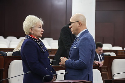 Законопроект о республиканском бюджете на 2027 год принят депутатами в первом чтении