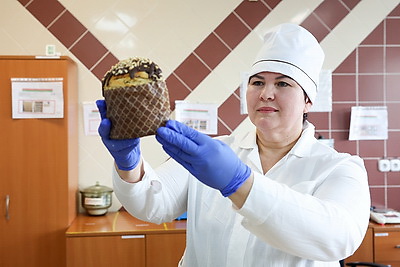 Минские хлебопеки предлагают широкий ассортимент пасхальных куличей
