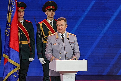 Профессия решительных и отважных. В Минске прошло торжественное собрание ко Дню спасателя