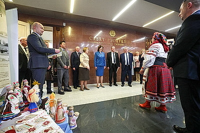 В Минске проходит заседание четвертой сессии Совета Республики