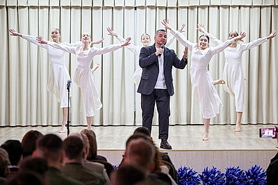 Акцию \"Мамины пироги\" провели в 60-м отдельном полку связи