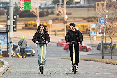 Солнечный весенний день в Минске