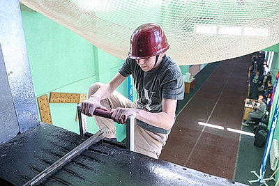 В Бресте проходит первенство города по подъему по штурмовой лестнице