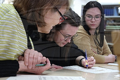 Образовательный проект \"Искусство и тайны ручного письма\" прошел в НББ